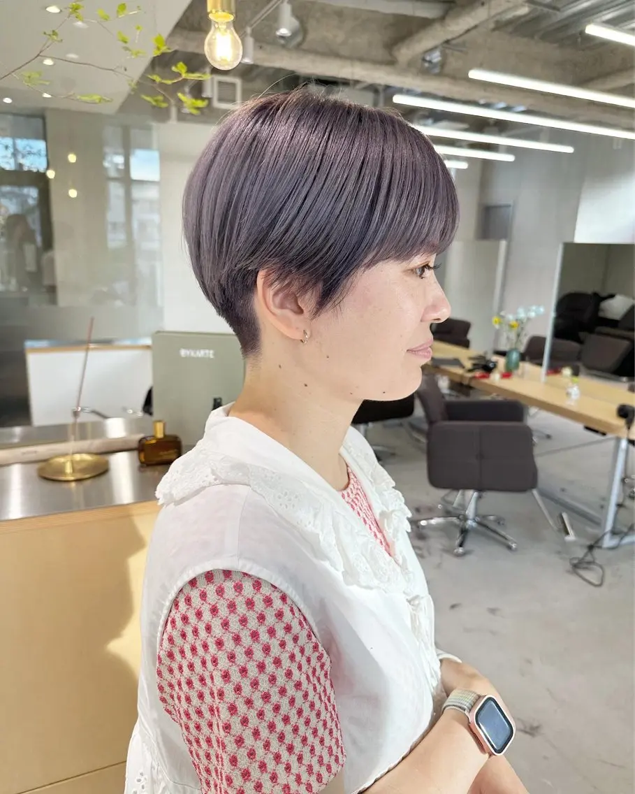 ショート ヘアカラー ラベンダーカラー＆ ミルクティー太田のヘアスタイル