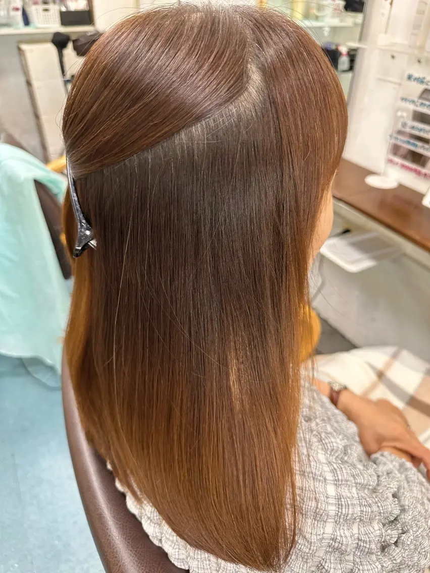 セミロング 髪質改善 縮毛矯正 【髪質改善】に特化 オリーブオイルクラブのヘアスタイル