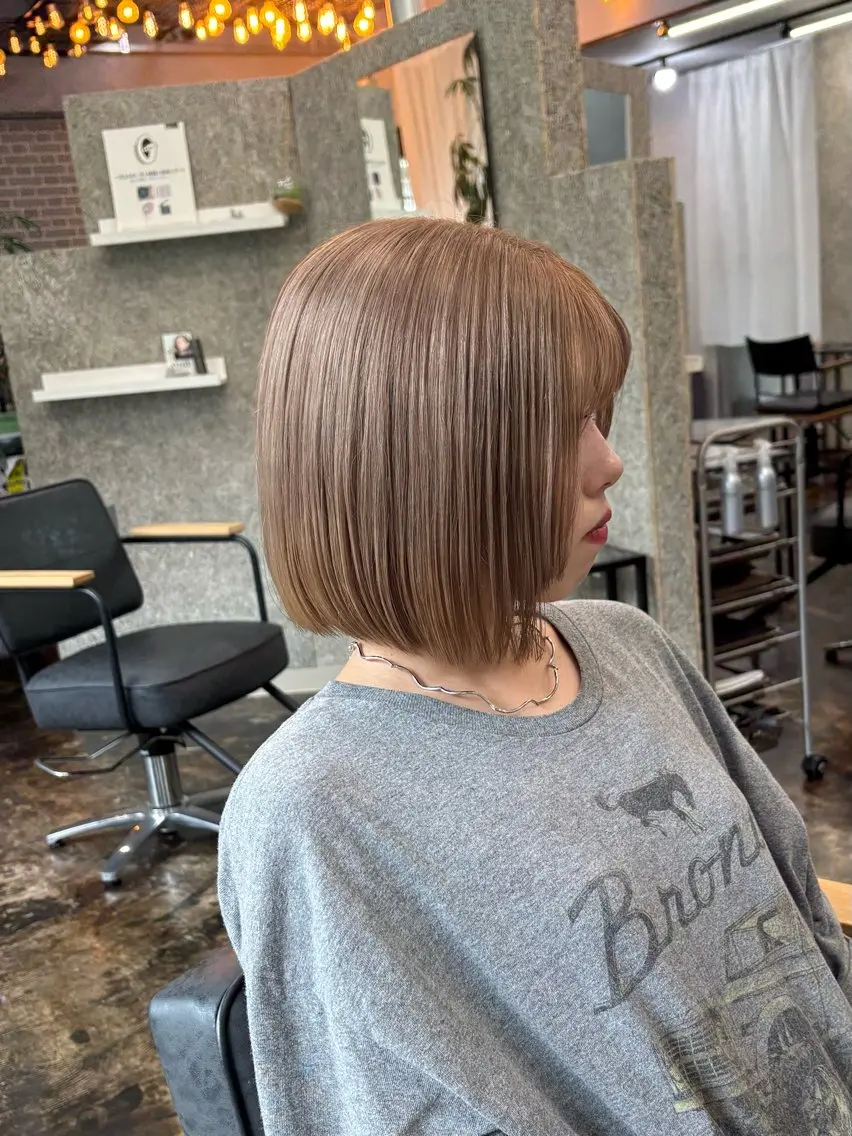 ミディアム minmi .SUIのヘアスタイル
