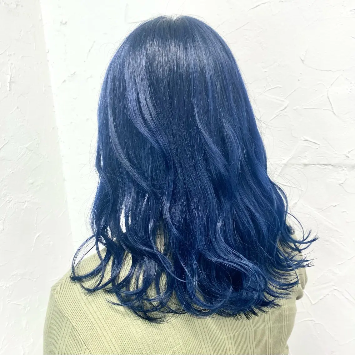 セミロング カラー アディクシーカラー ベージュカラー ブリーチ ブルーカラー ケアブリーチ 脱！黒髪 ダブルカラー【上野】のヘアスタイル