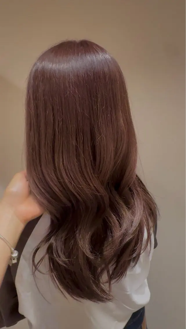 カラー 鈴木 佳奈のヘアスタイル