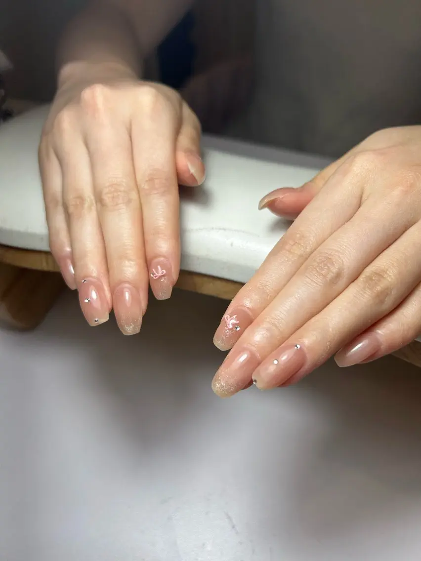 ネイル ハンドネイル 🎀 アネラ しま  🎀のネイルデザイン