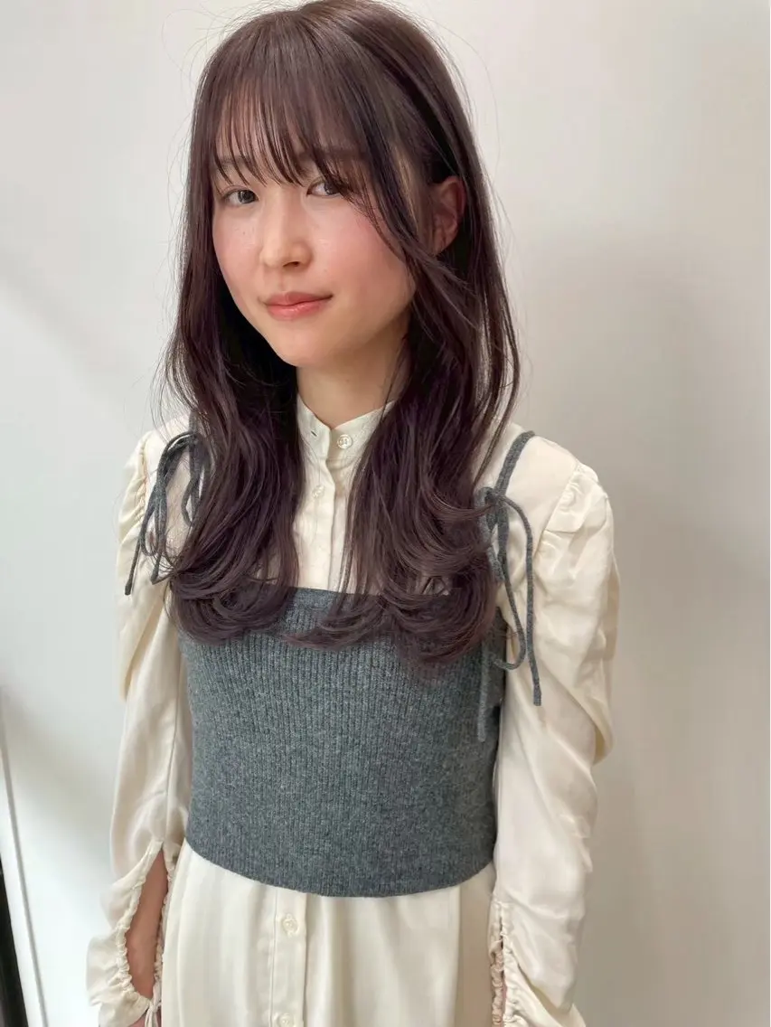 ショート 透ける、柔らかい。 透明感ワンカラー🫧のヘアスタイル