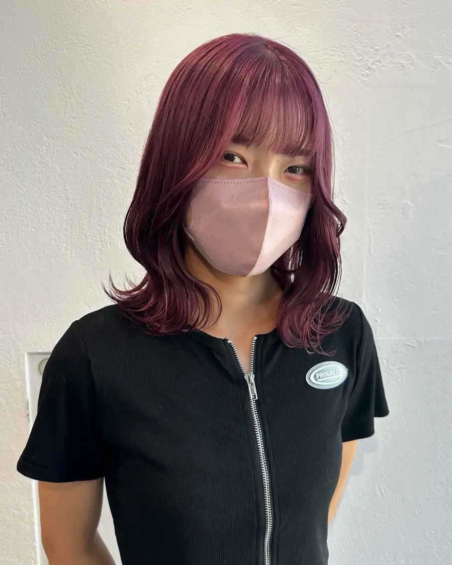 ミディアム カラー ブリーチ ケアブリーチ カシス ダブルカラー ハイトーンカラー カット ヘアカラー トリートメント インナーカラー/レイ ヤーカット♡/マキシのヘアスタイル