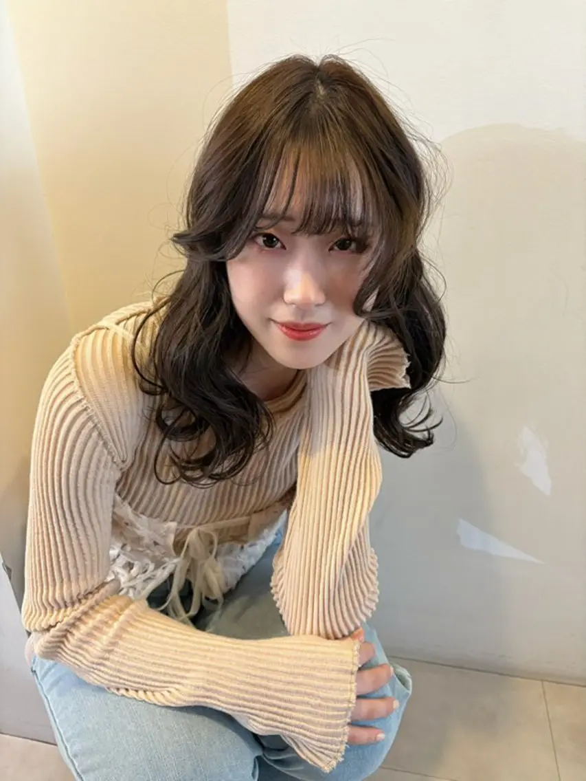 カット+シャンプー✂︎ロングスタイルからミディアムスタイルに切らせていただける方！●ベルボブ●ミディアムレイヤーなど！の写真