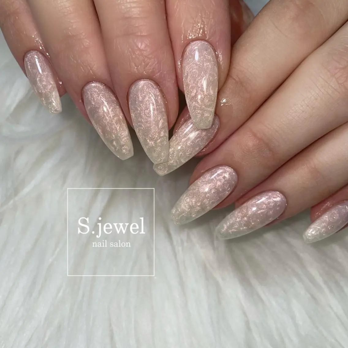 ネイル S. JEWELのネイルデザイン