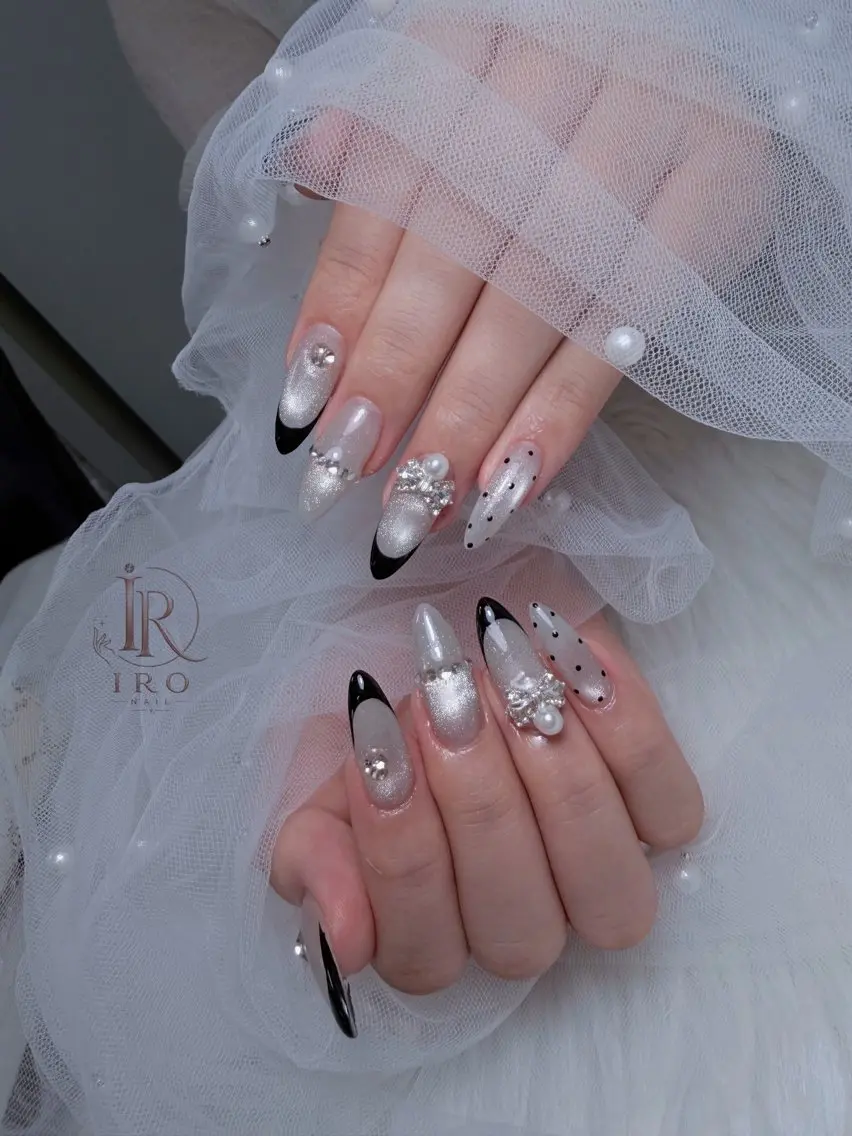 ネイル ハンドネイル IRO Nail Studioのネイルデザイン