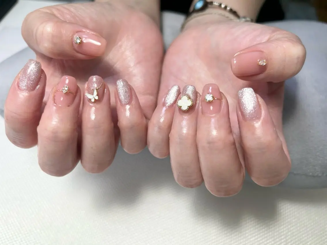 ネイル ラメ(グリッター) AND mielのネイルデザイン
