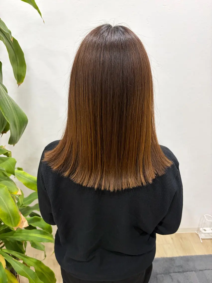 ミディアム 中田 百笑のヘアスタイル