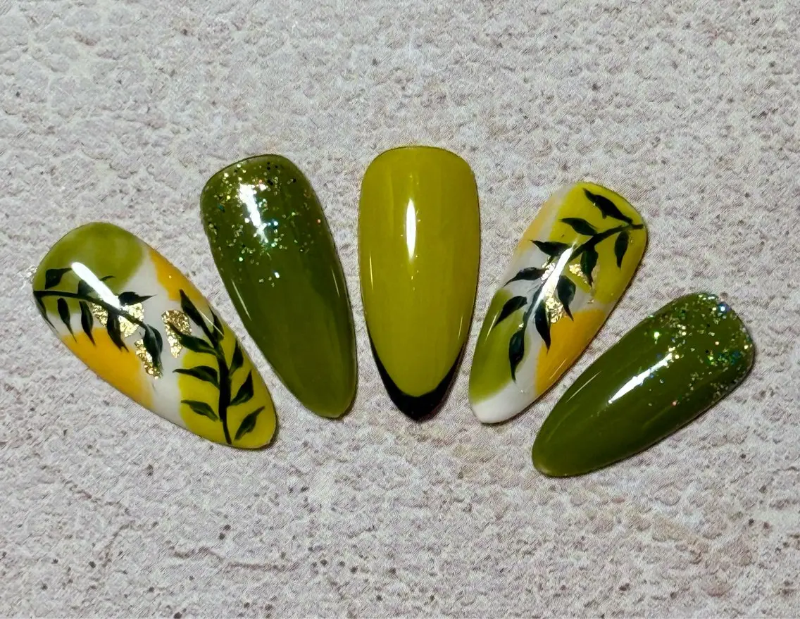 ネイル アートネイル チークネイル フレンチネイル 氷ネイル・うるうるネイル キラキラネイル Mai’s nailのネイルデザイン