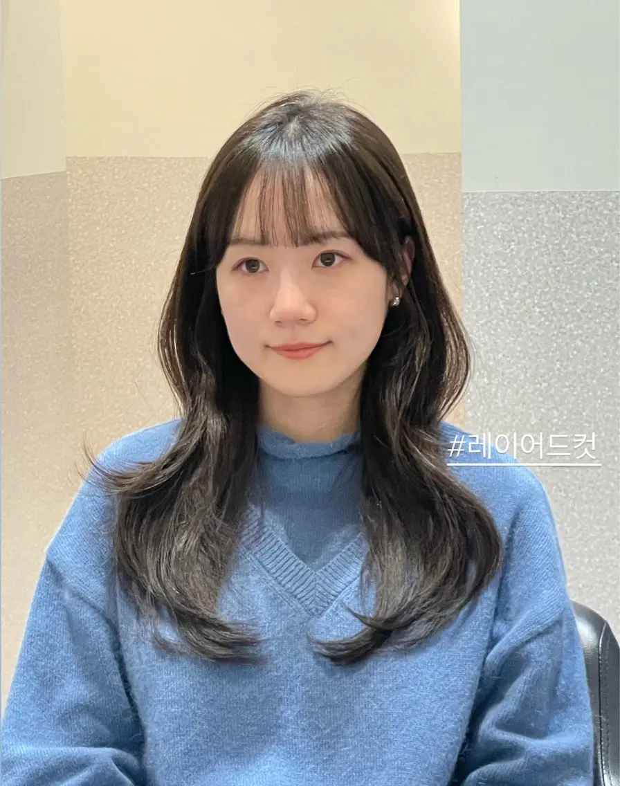 ロング ハッシュカット 韓国風ヘア レイヤーカット カット ヘアカラー トリートメント ❤︎︎韓国ヘア❤︎︎ 𝑺𝒉𝒊𝒉𝒐のヘアスタイル