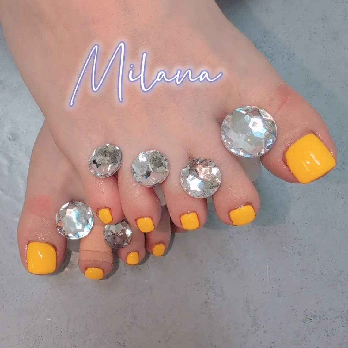 ネイル フットネイル ワンカラーネイル フットネイル Milana 川瀬のネイルデザイン