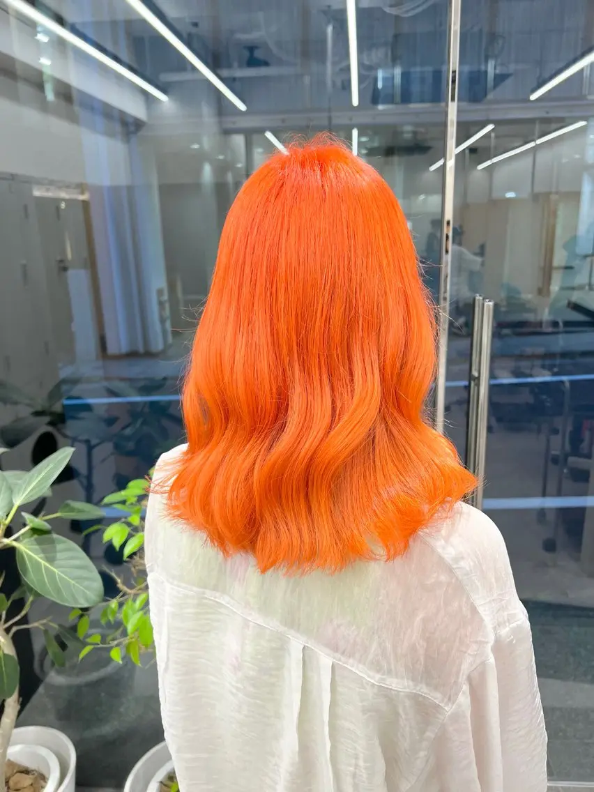 ミディアム カラー カット ヘアカラー トリートメント ヘアセット 🫧艶ダブルカラー ブリーチ🫧トモヤのヘアスタイル