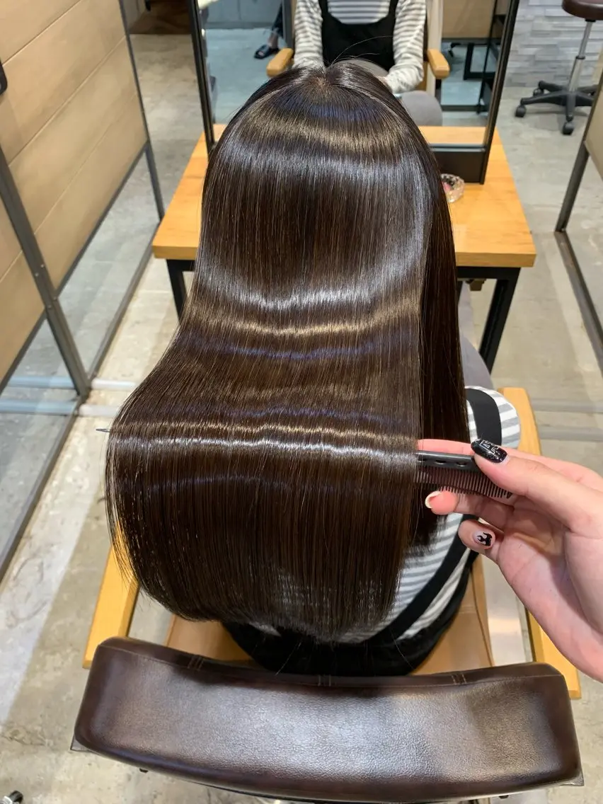 ロング カット 縮毛矯正 トリートメント ヘッドスパ ウルトワ髪質改善 ディレクター/熊倉都のヘアスタイル