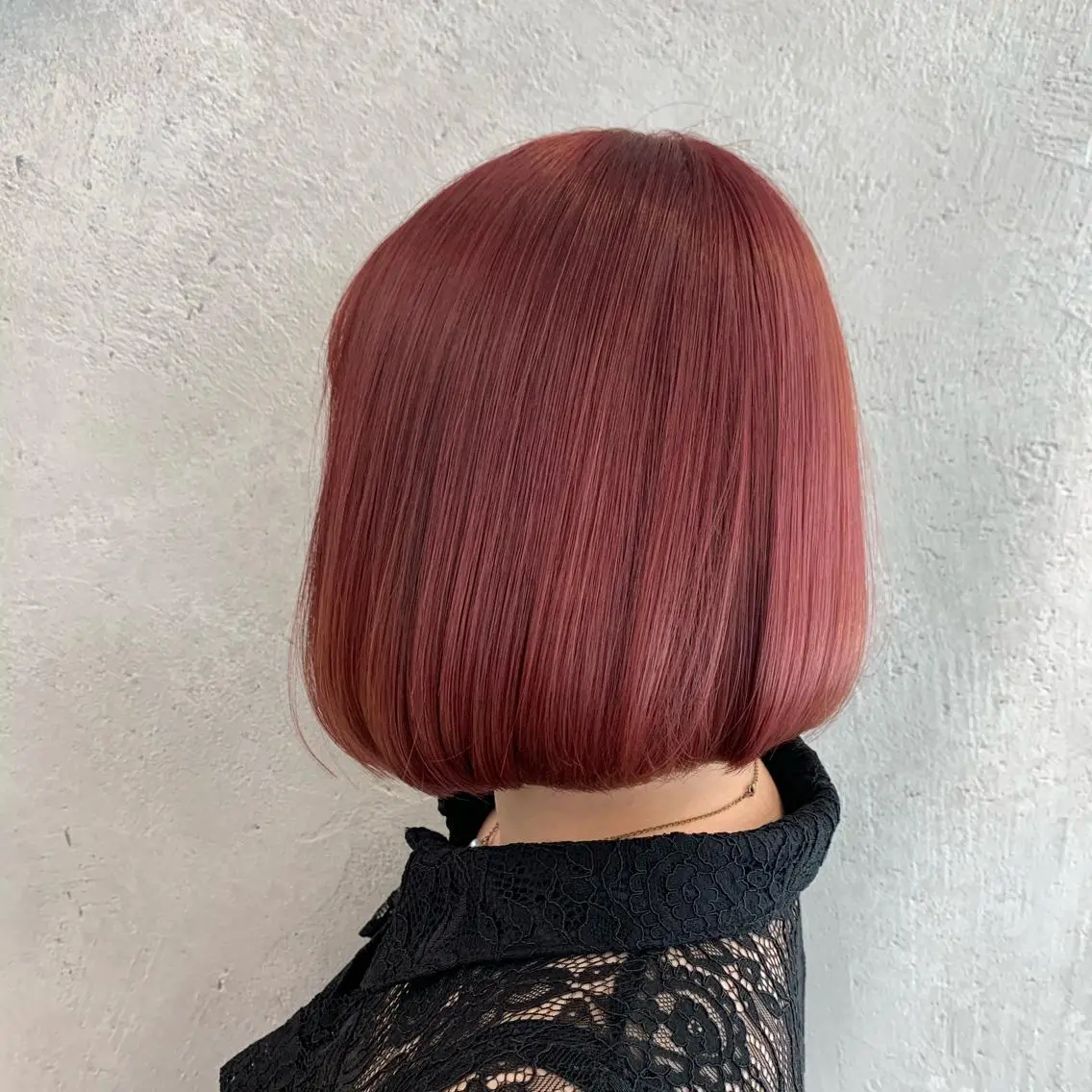 ショート ヘアカラー 及川シゲル 髪質改善講師のヘアスタイル