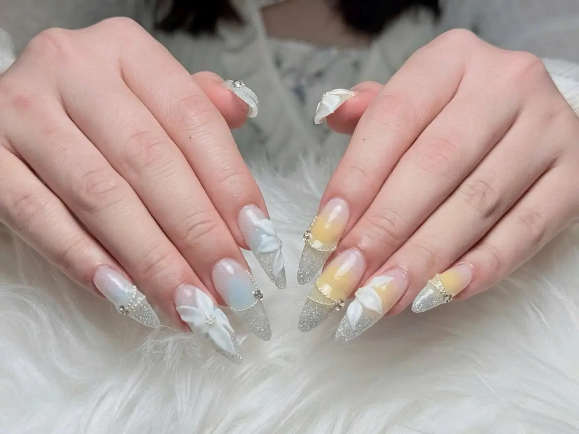 ネイル ブルー フットネイル フレンチネイル 韓国ネイル マグネットネイル ハンドネイル Hara Nail 【持ち込みOK】のネイルデザイン