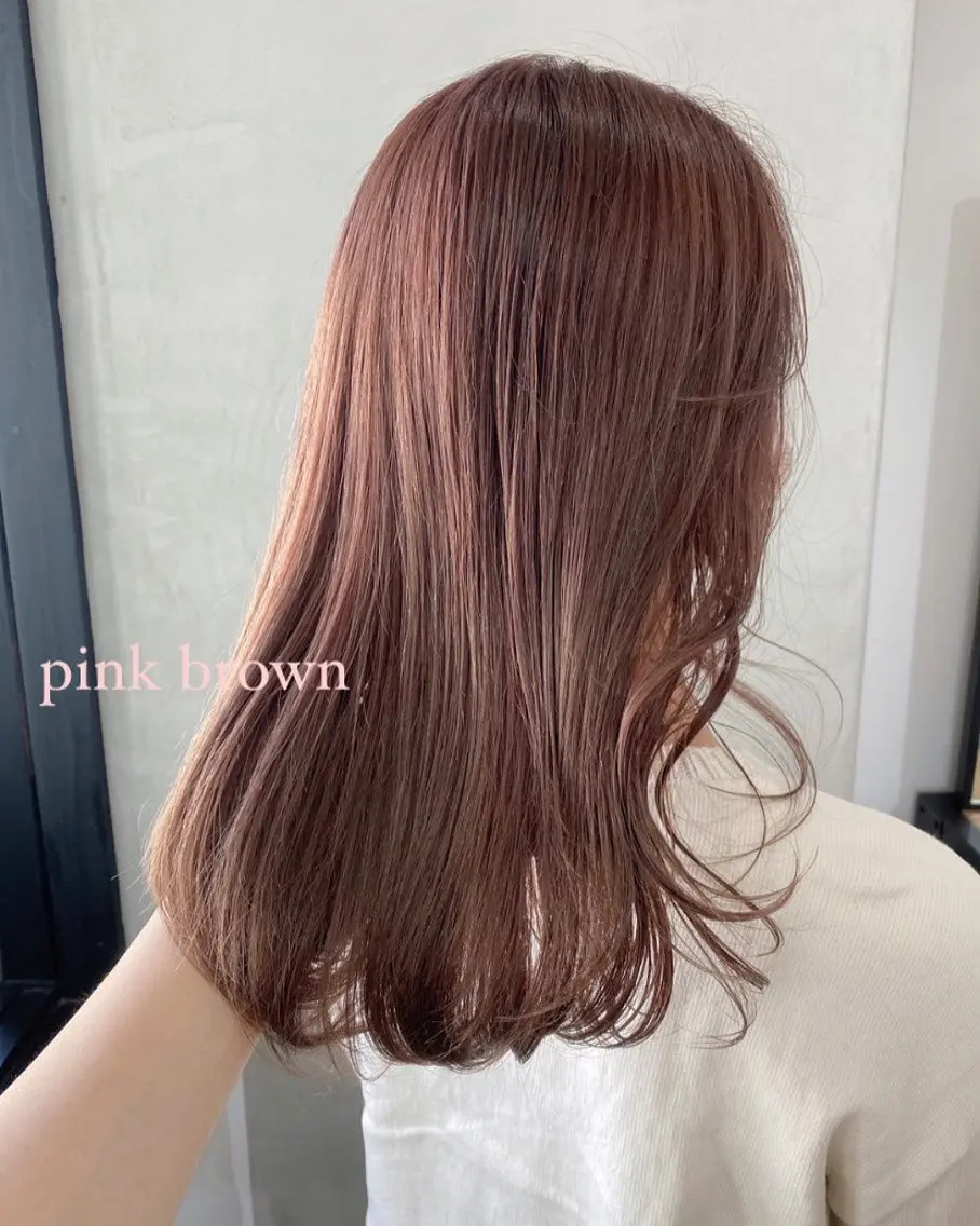 カラー ブラウンカラー ピンクカラー ヘアカラー 笠田 偲恵来のヘアスタイル
