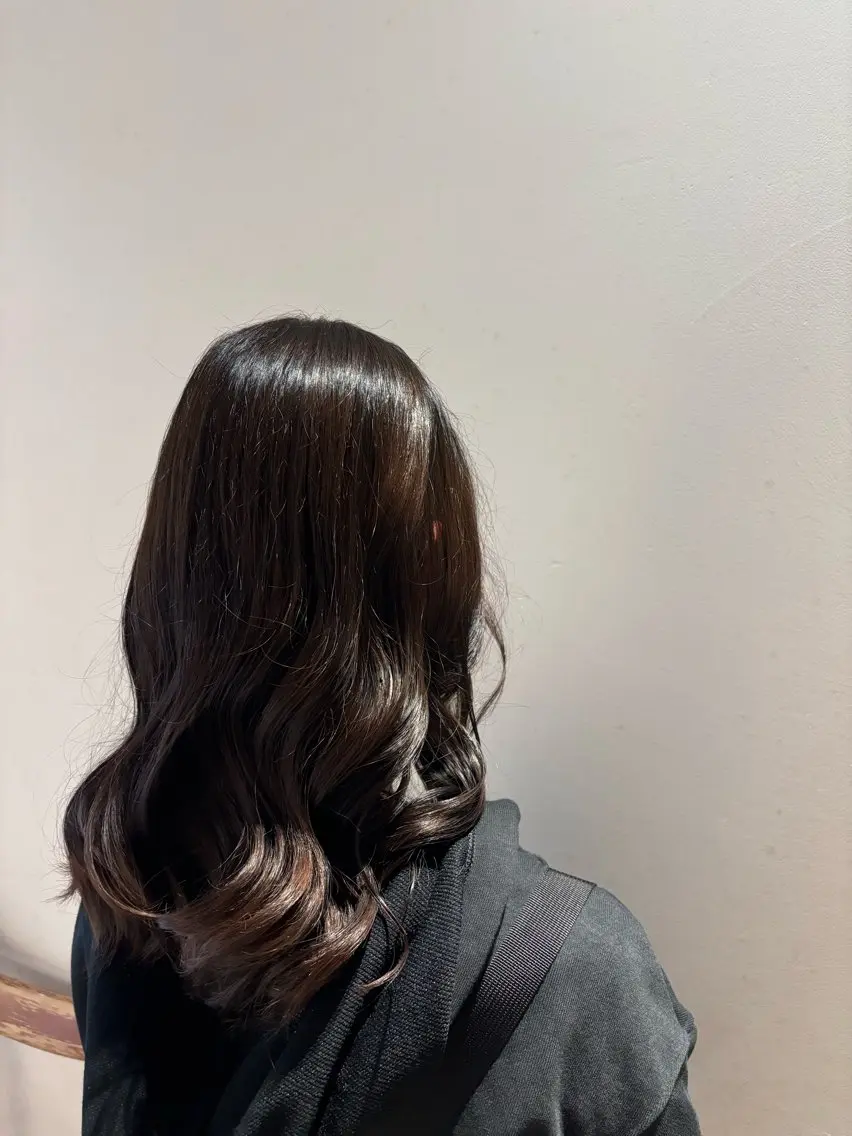 ミディアム 太田 渚遊のヘアスタイル