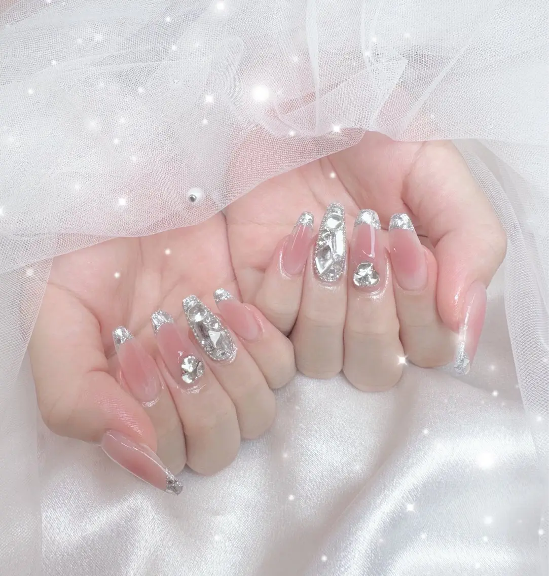 ネイル 持ち込み Pawtique nail salonのネイルデザイン