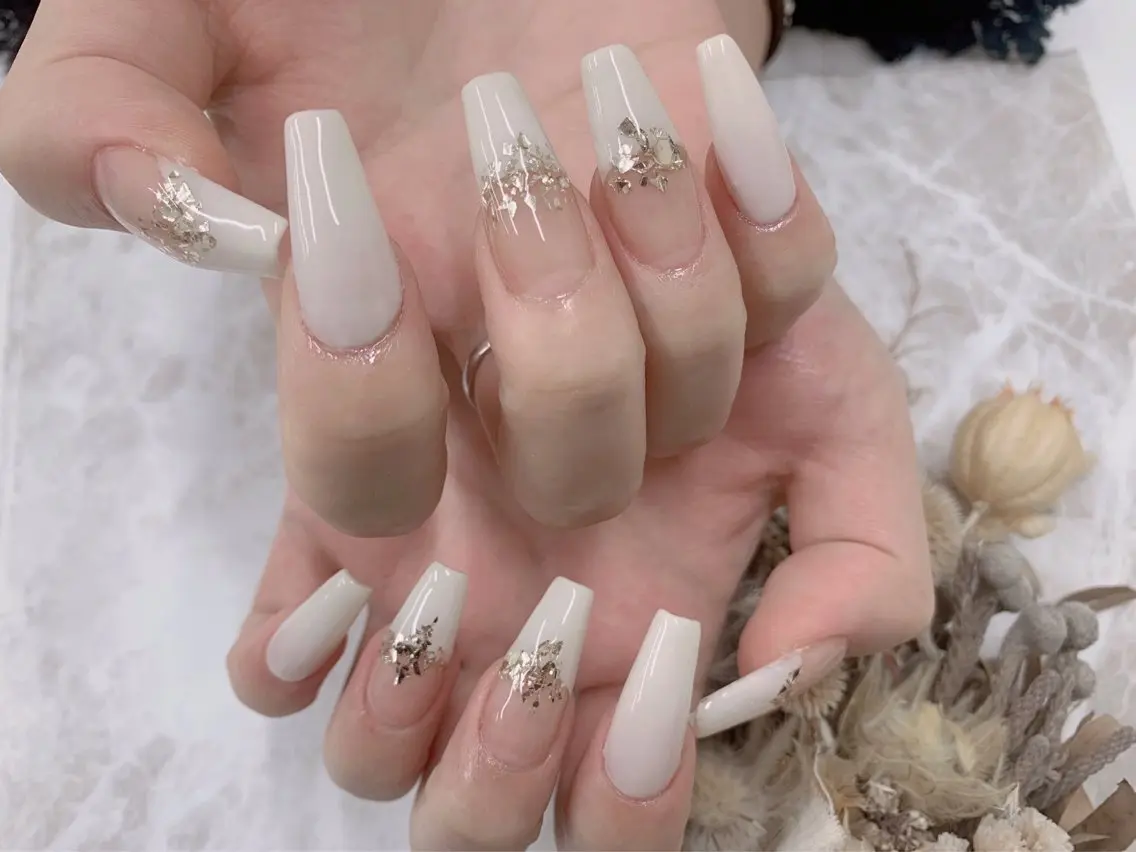 ネイル ✨Nailsalon Vi+✨のネイルデザイン