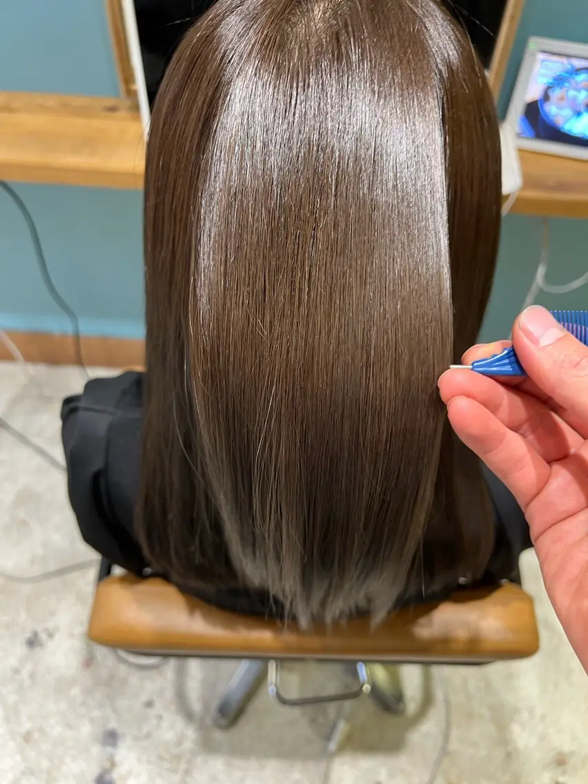 セミロング カラー 中山 海愛冴のヘアスタイル