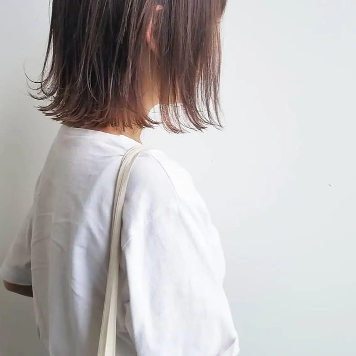 ミディアム カラー ヘアアレンジ パーマ ネイル ボブ 似合わせカット iplus　眉毛と まつげパーマ専門店のマツエク・マツパデザイン