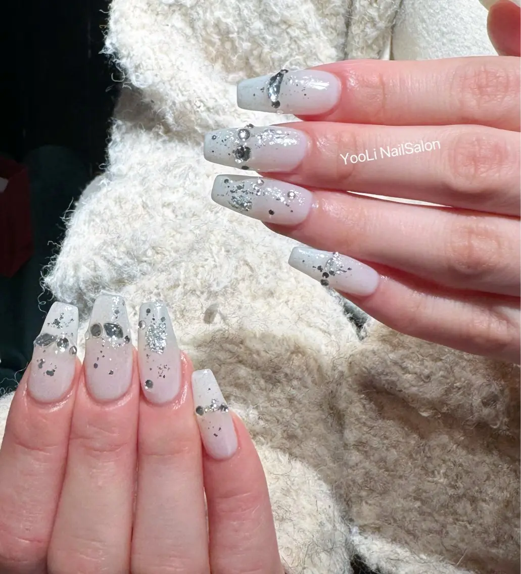 ネイル アートネイル オーロラネイル チークネイル フレンチネイル ガラスフレンチ ハンドネイル 🎀🎀YooLi Nail Salonのネイルデザイン