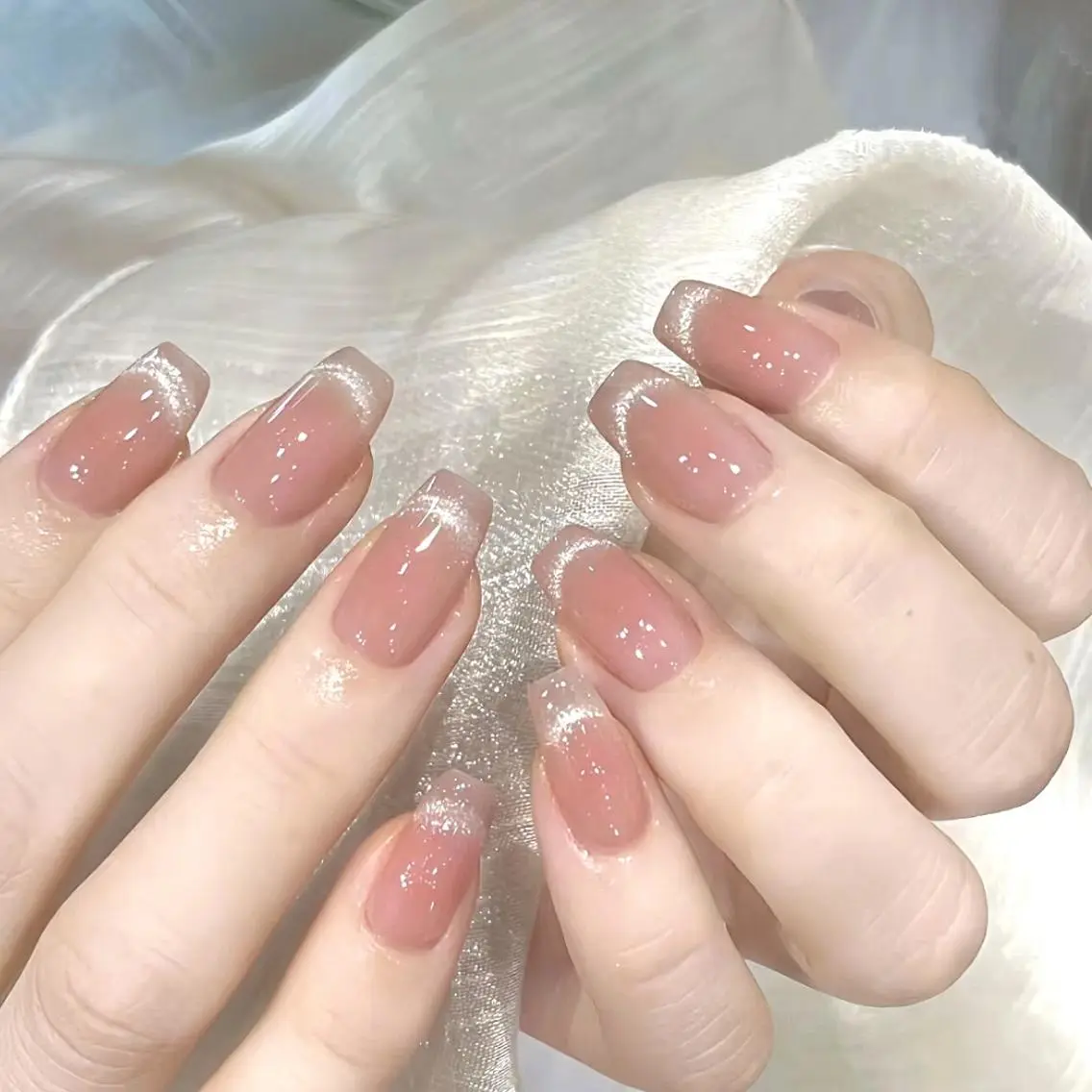 💗秋限定特価💗[初回ソフトジェルオフ無料]💅チーク＋マグネットフレンチ(ベースカラー付き)の写真