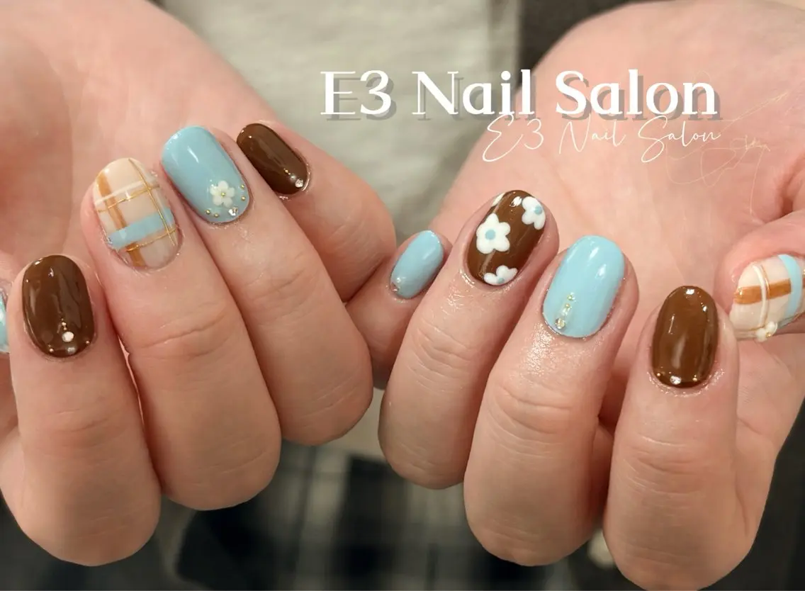 ネイル アニマル柄 オーロラネイル べっ甲ネイル ボルドー ブラウン ハンドネイル E3 Nail Salonのネイルデザイン