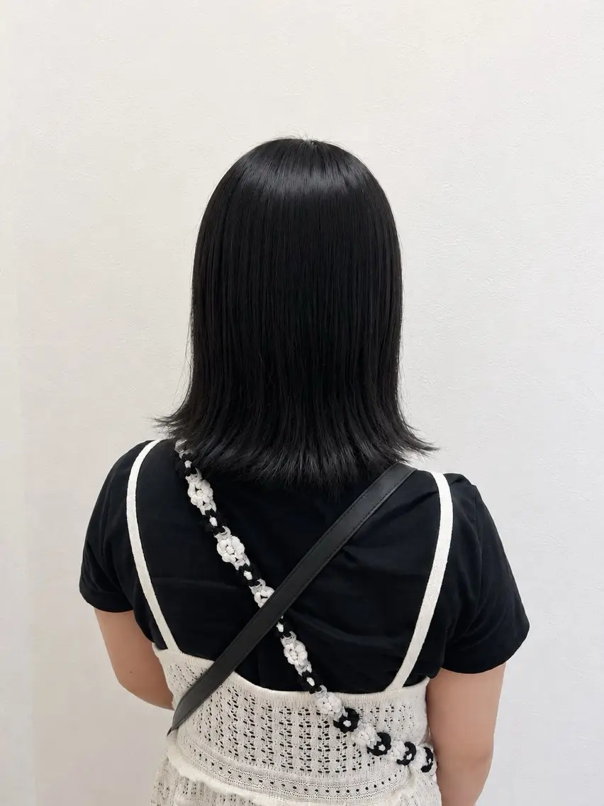 ショート 外ハネヘア 縮毛矯正 森井 優羽のヘアスタイル