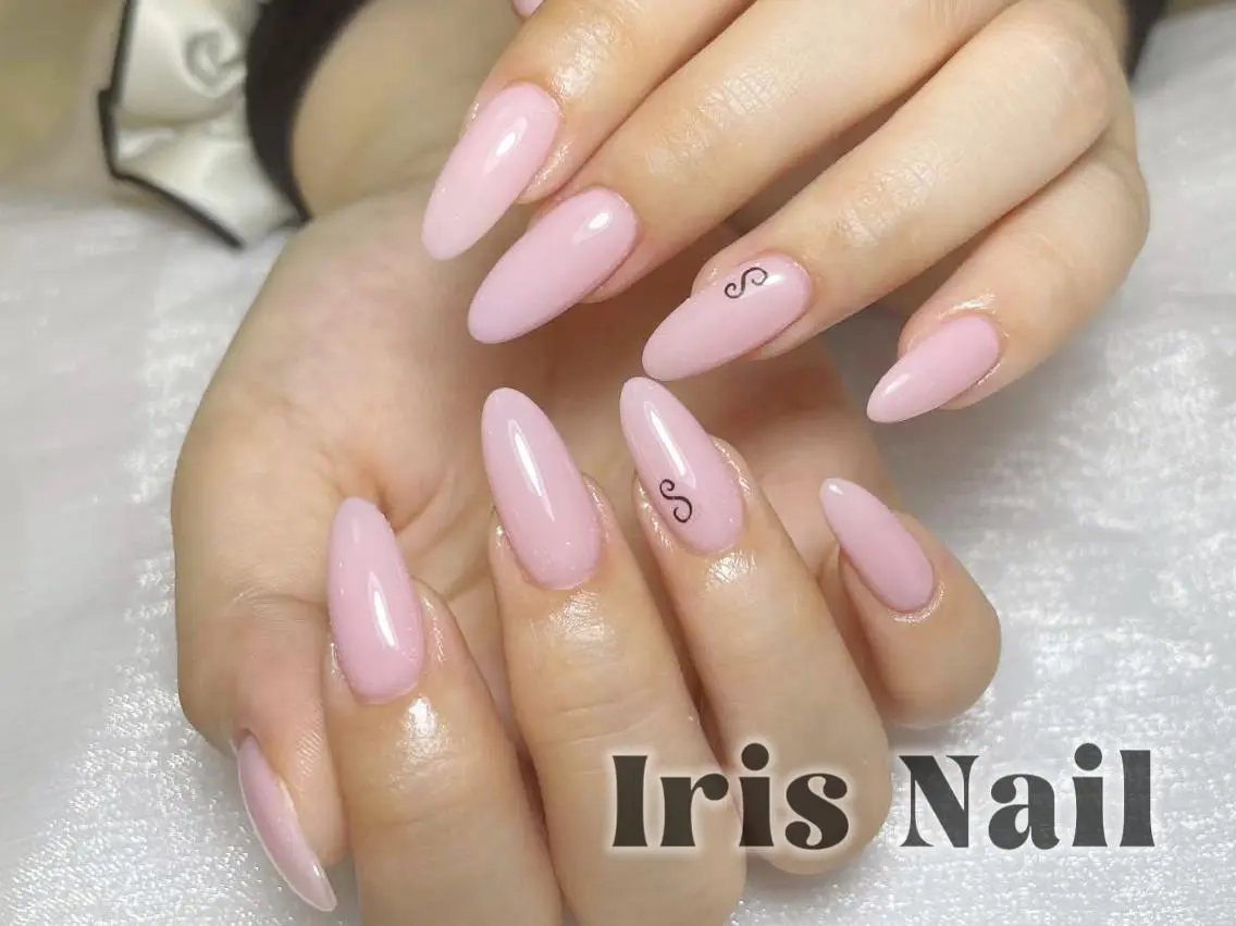 ネイル Rosaline 💕💕のネイルデザイン