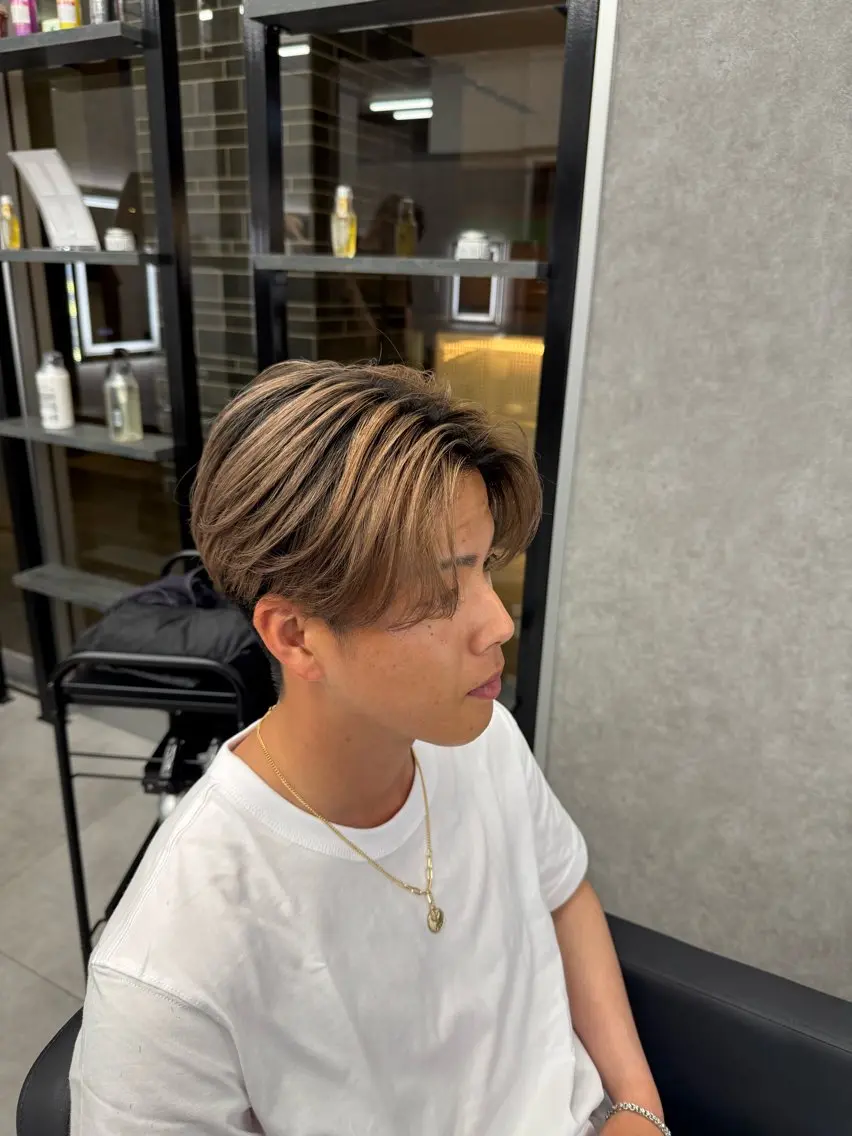 ショート カラー パーマ メンズ メンズバレイヤージュ バレイヤージュ レイヤーカット カット ヘアカラー メンズ縮毛矯正/ パーマ👑YUTAのヘアスタイル