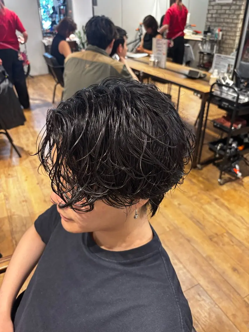ショート パーマ カラーモデ ル募集riana🫧のヘアスタイル