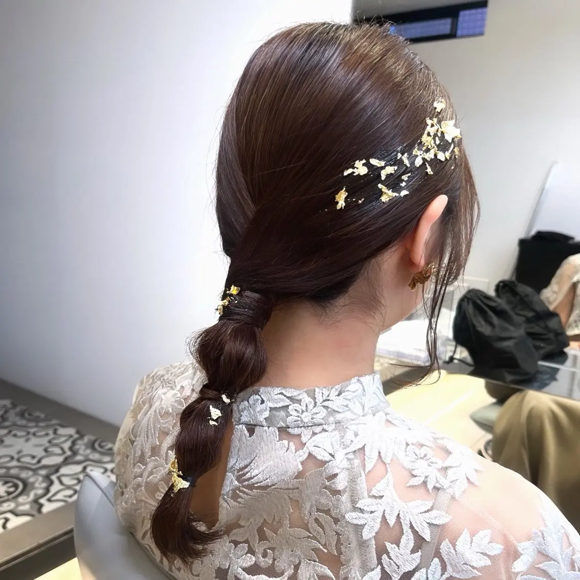 セミロング カラー 玉ねぎヘアー ヘアセット カジュアルを女っぽく 𝗮𝘆𝗮𝗰𝗼のヘアスタイル