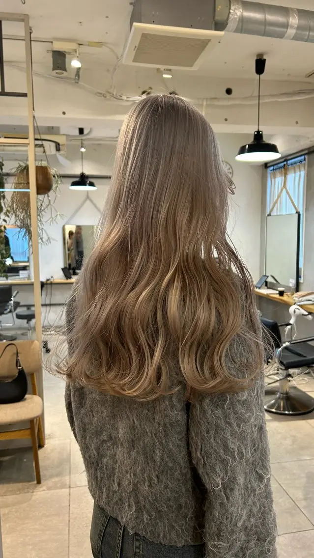 ロング カラー ❕マンツーマン施術❕ 🍊Moemiのヘアスタイル