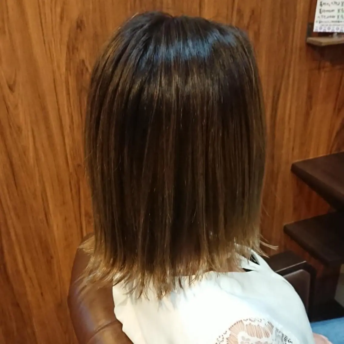 ショート カラー ベージュカラー ヘアカラー トリートメント 美髪 カラーリストのヘアスタイル