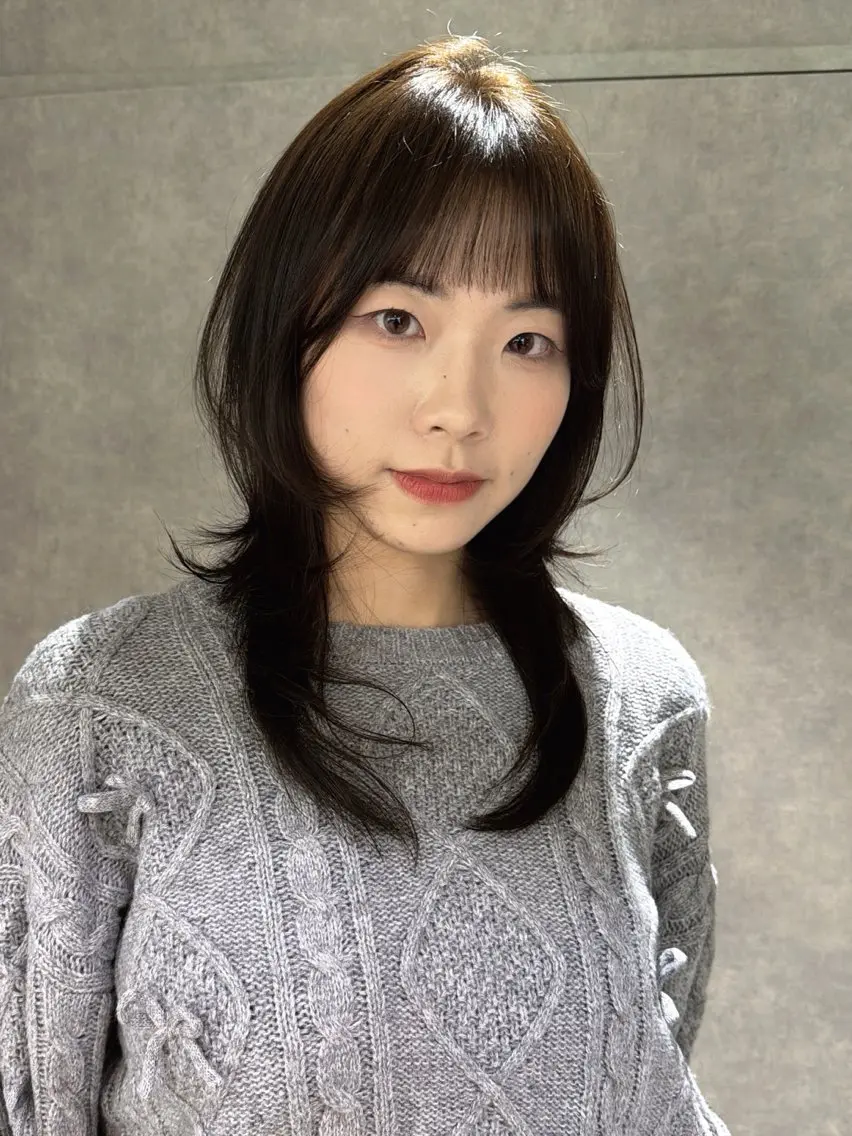 【✨人気No.1メニュー!✨】韓国ハッシュカット、レイヤーカット+髪質改善ケアカラー+オリジナルトリートメントの写真