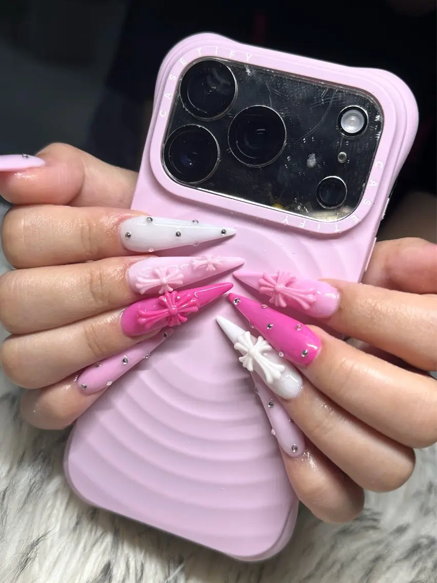 ネイル ハンドネイル nes.nail★ AYANOのネイルデザイン