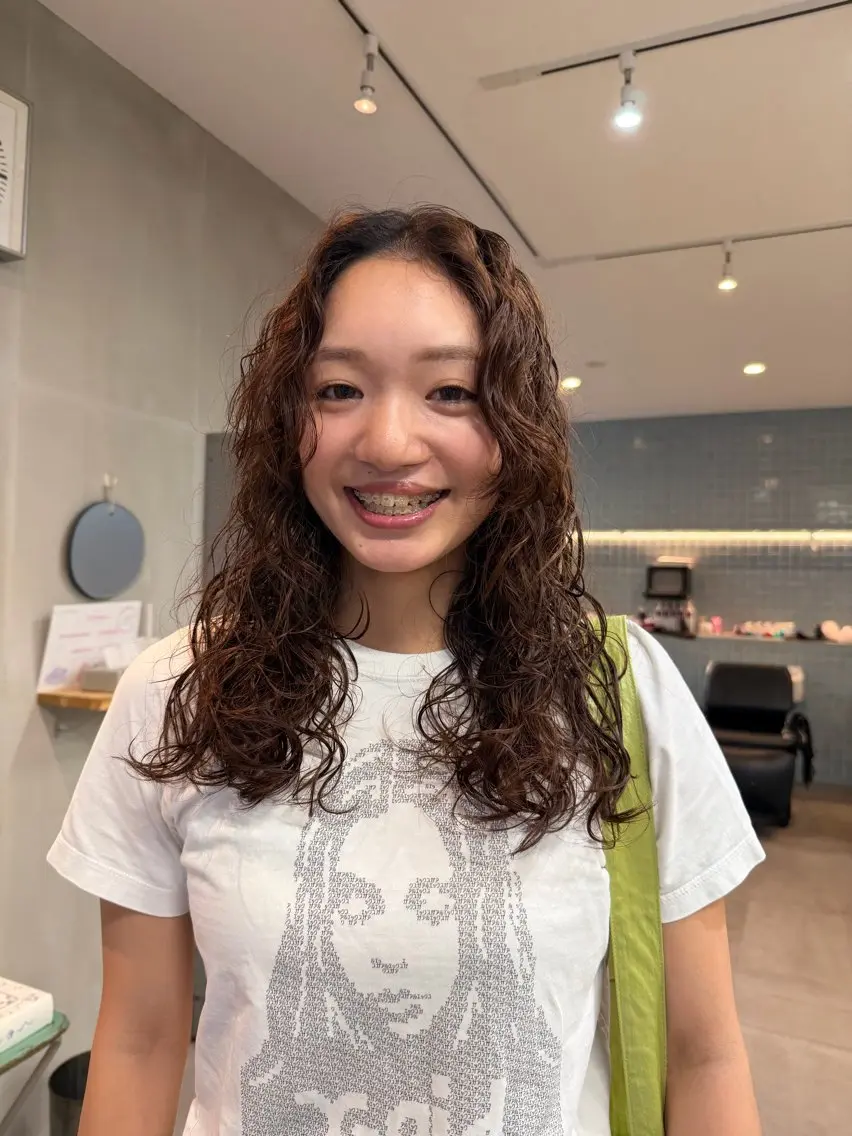 ロング パーマ パーマ 井出 海月のヘアスタイル