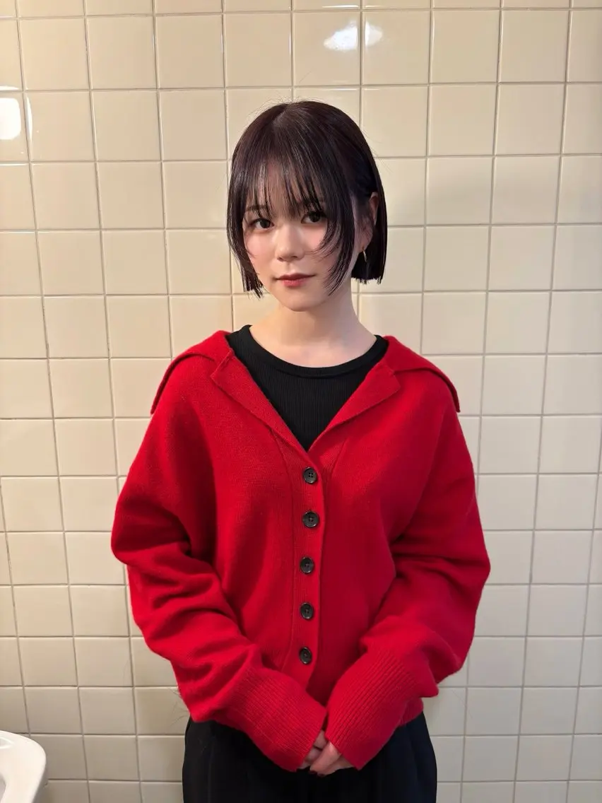 ミディアム カラー ヘアカラー トリートメント 縮毛矯正ボブ&顔まわ レイヤー♡TOMOEのヘアスタイル