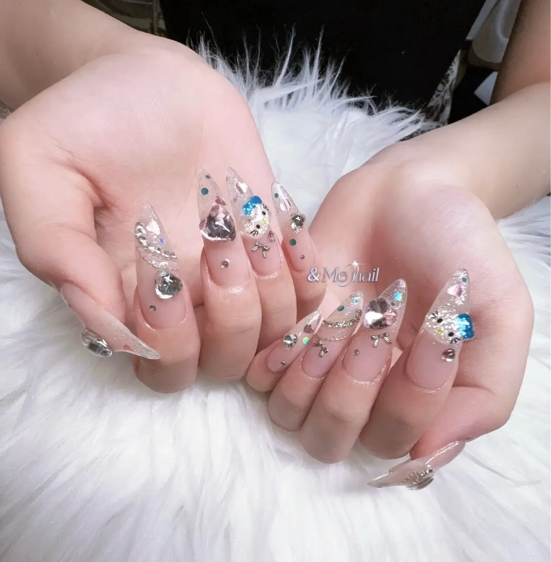 ネイル ハンドネイル ＆ME アンドミーのネイルデザイン