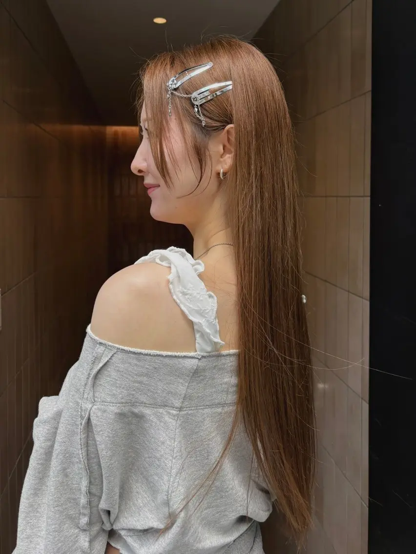 ロング カラー カット ヘアカラー yumemiレイヤー ‎✴︎ 透明感カラーのヘアスタイル