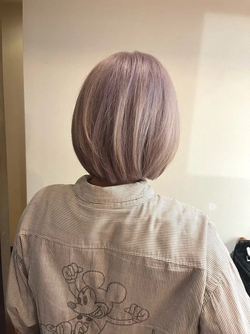 ショート カラー ブリーチ ラベンダーカラー カット ヘアカラー トリートメント 田室 和幸のヘアスタイル