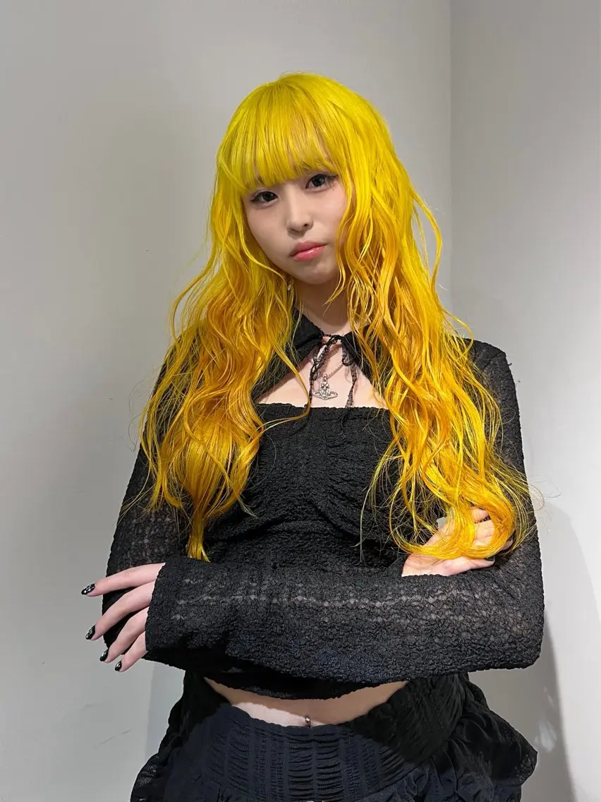 ロング カラー ブリーチ ケアブリーチ ハイトーンカラー TOTA 唯一無二カラーのヘアスタイル