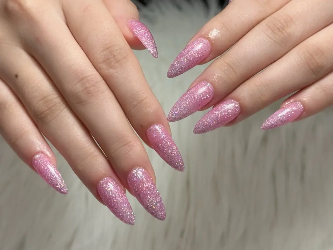 ネイル AURA NAIL 上前津のネイルデザイン