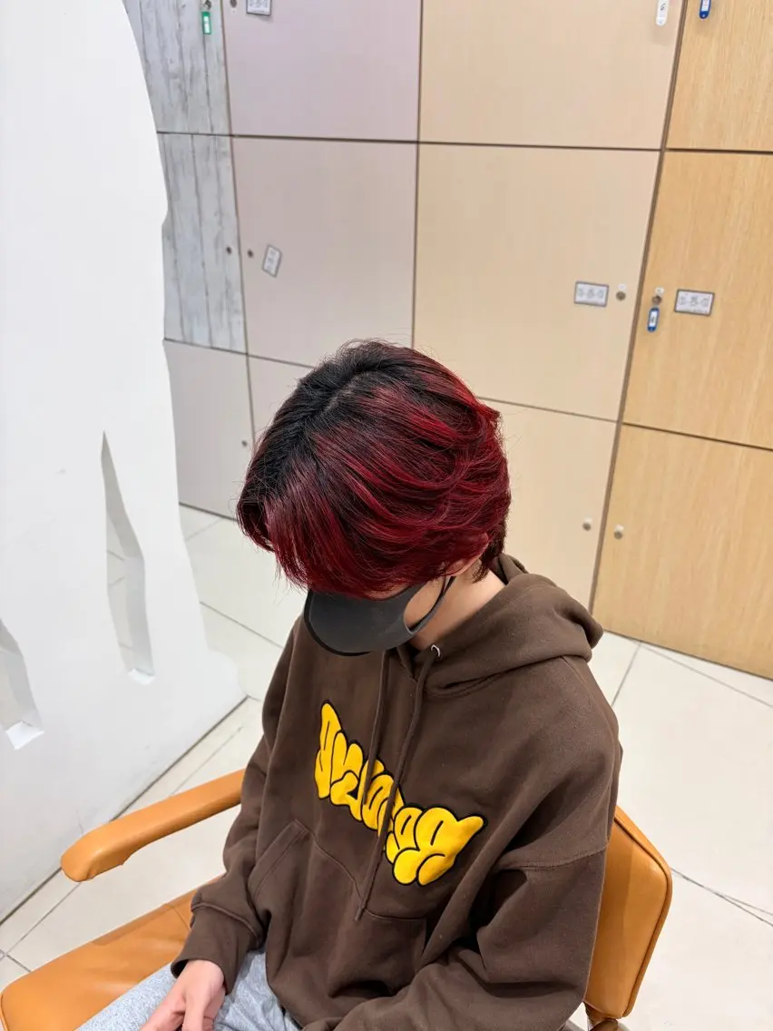 カラー 成瀬スパイラル パーマ清水大隼のヘアスタイル