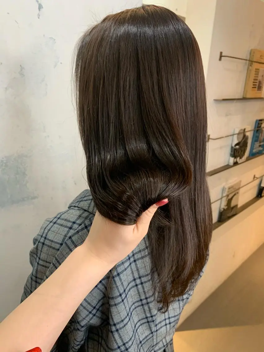 🍒カット+ダメージレス酸性ストレート🍒クイックトリートメント付き✨の写真