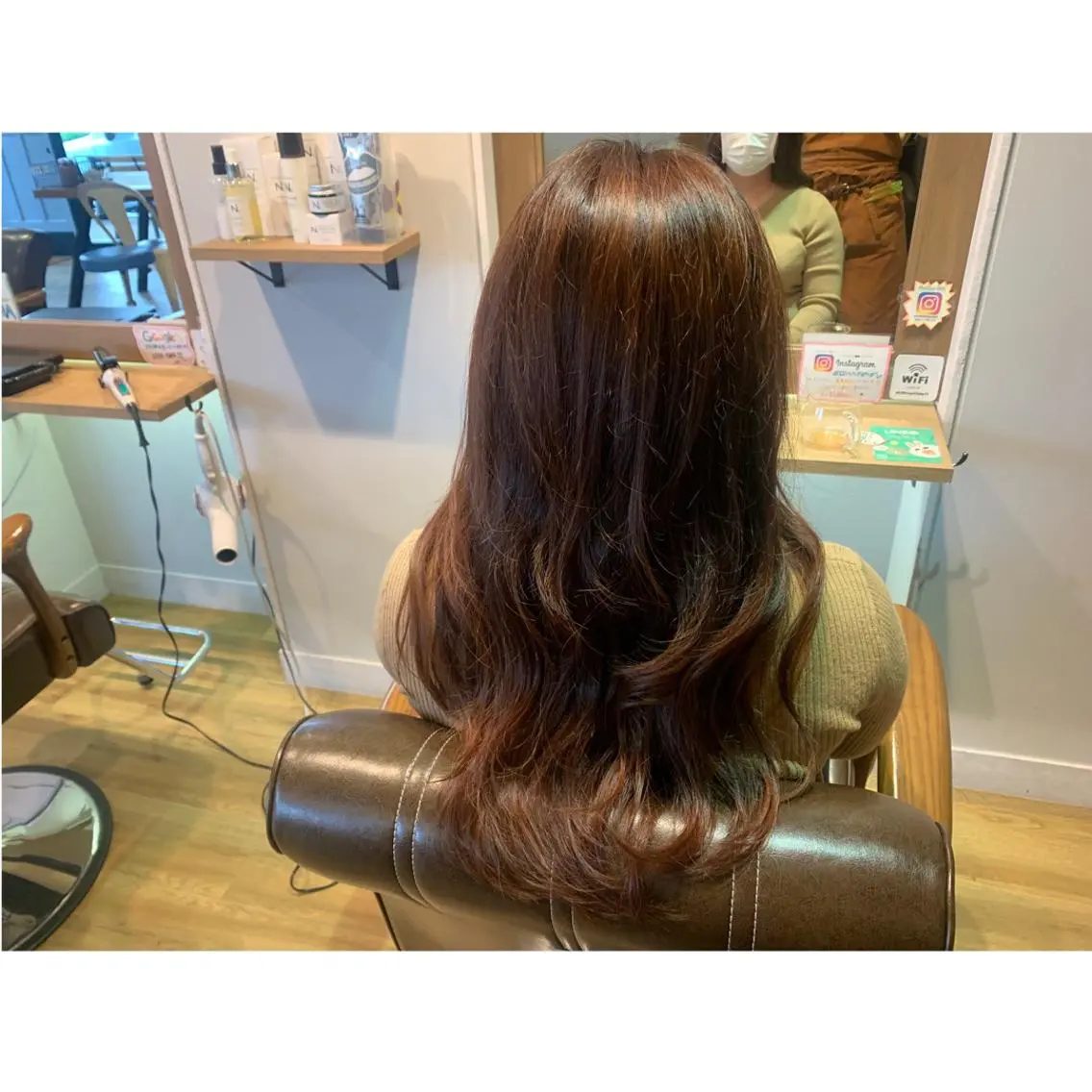 ロング カラー ブラウンカラー ツキダテ ユイのヘアスタイル