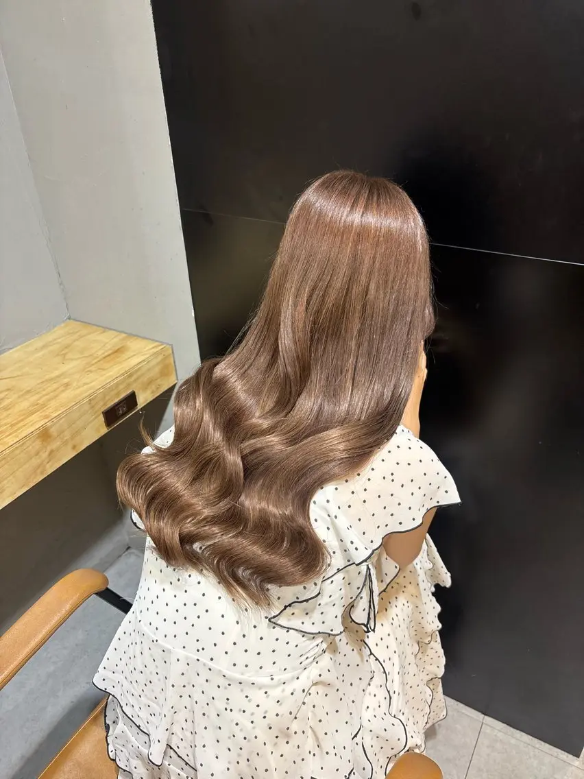セミロング カラー ヘアカラー 【ioe 元町】 🎀希 歩🎀のヘアスタイル