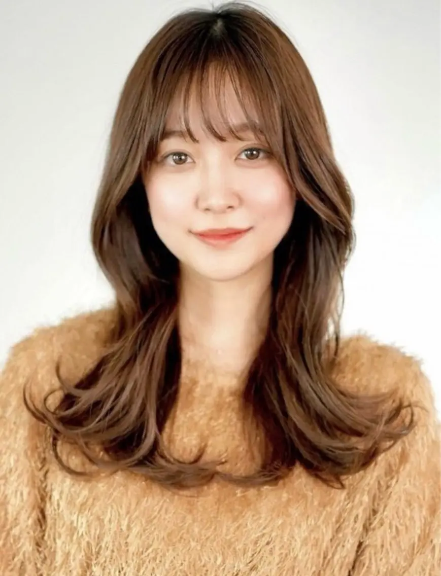 セミロング カット ヘアカラー トリートメント 中江 伸之介のヘアスタイル